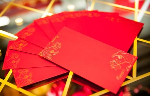 孩過年收兩萬(wàn)紅包秒殺父母年終獎(jiǎng)，孩子紅包你會(huì)怎么處理？——安穎心理蔡宋華接受惠州電視臺(tái)采訪