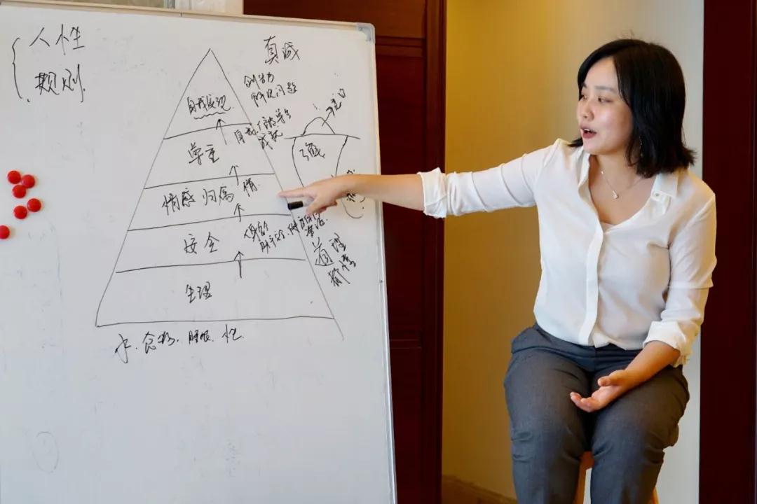 1536285961855904.jpg 微信圖片_20180907095006.jpg